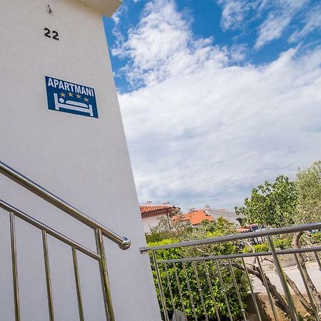 Beljan Apartments คิร์ก ภายนอก รูปภาพ