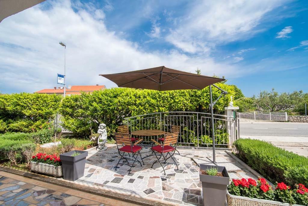 Beljan Apartments คิร์ก ภายนอก รูปภาพ